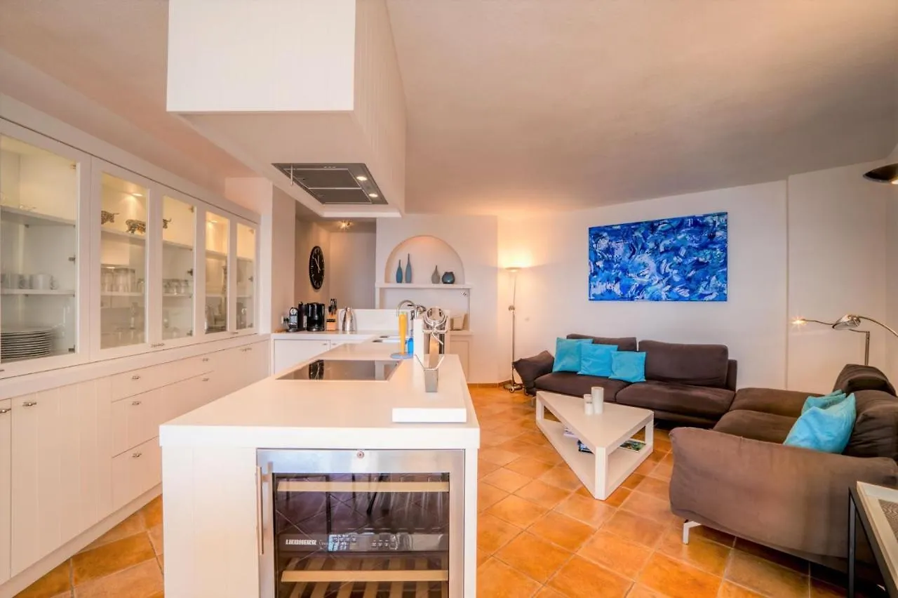 K139 Cabopino Apartment Marbella