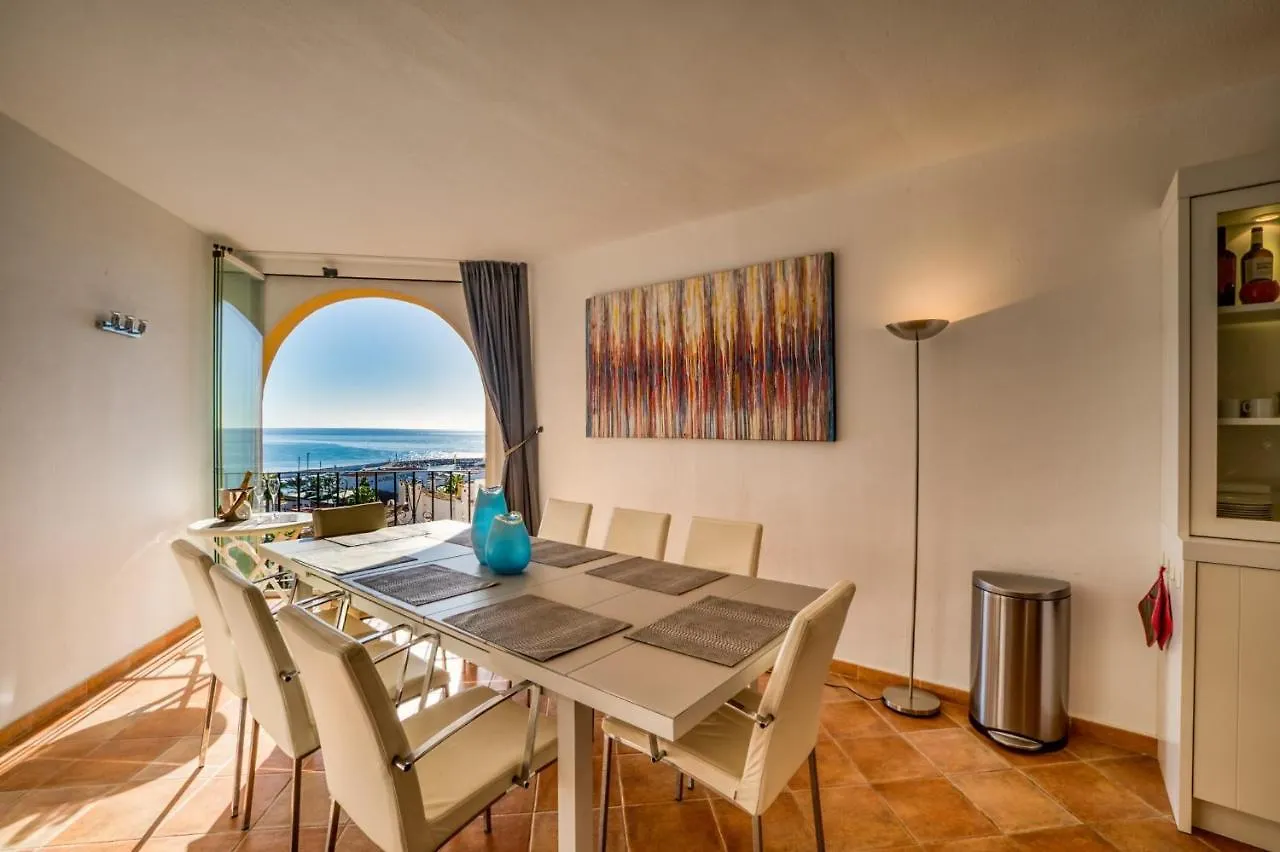 K139 Cabopino Apartment Marbella
